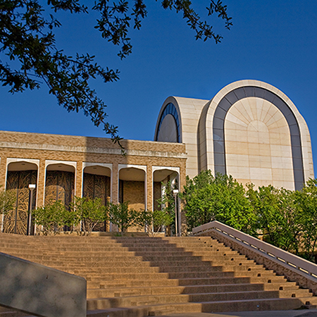 Exterior shot of the Onstead-Packer Biblical Studies Building and the Beauchamp Amphitheater